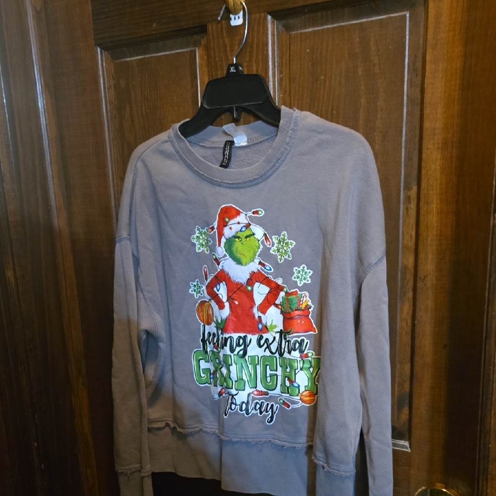 H&M Gray Sweatshirt